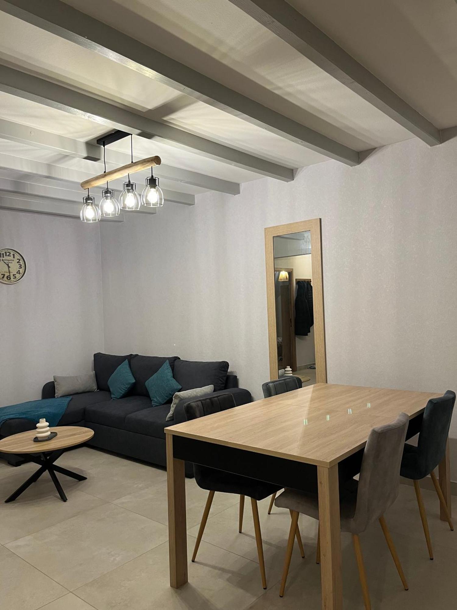 Confort, Cosy Refait A Neuf Appartamento Hambach