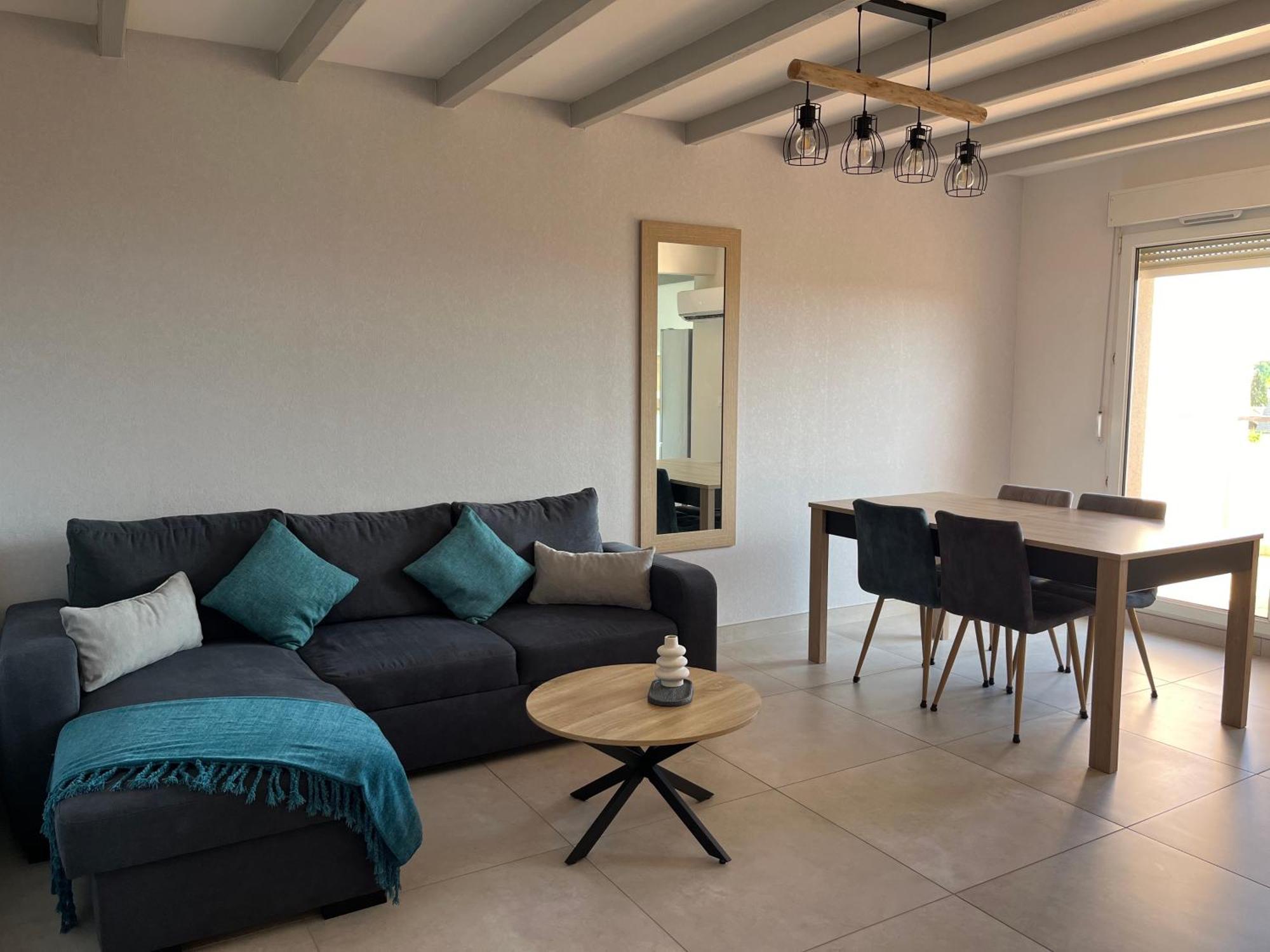Confort, Cosy Refait A Neuf Appartamento Hambach